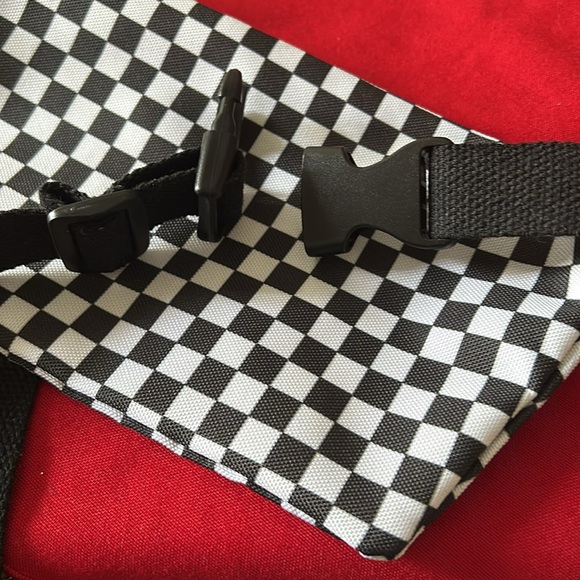 JACK DANIELS OLD NO. 7 FANY PACK/BELT BAG - Picture 4 of 9